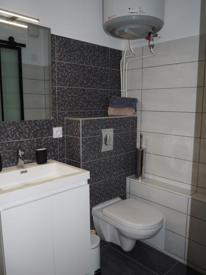 Le Millotet - Agreable Studio A 2 Mn Dijon Gare Экстерьер фото